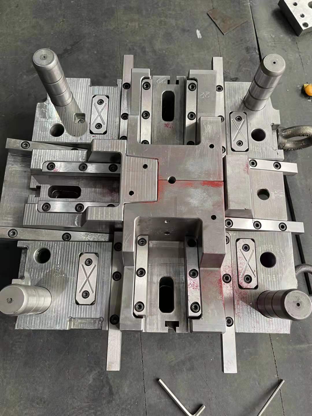 注塑模具的工作原理 注塑模具的工作原理